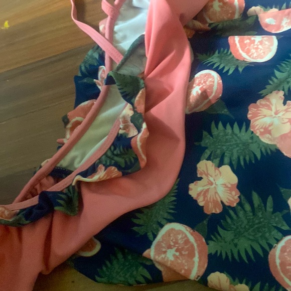 Grapefruit swimsuit - Picture 6 of 6